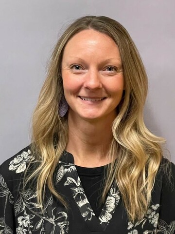 Stella Pint, Administrative Assistant - Integrated Services